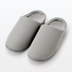 Online Comfortable Slippers Slippers