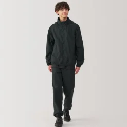 Online Men's Water Repellent Nylon Packable Windbreaker Pocketable Jackets