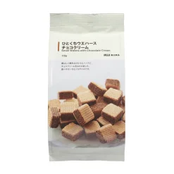 New Small Wafers with Chocolate Cream Snacks
