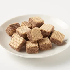 New Small Wafers with Chocolate Cream Snacks