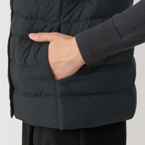 Hot Women's Lightweight Down Collarless Vest Women Lightweight Down Jackets & Vests