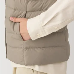 Hot Women's Lightweight Down Collarless Vest Women Lightweight Down Jackets & Vests