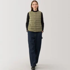 Hot Women's Lightweight Down Collarless Vest Women Lightweight Down Jackets & Vests