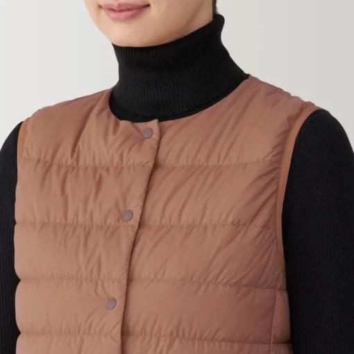 Hot Women's Lightweight Down Collarless Vest Women Lightweight Down Jackets & Vests